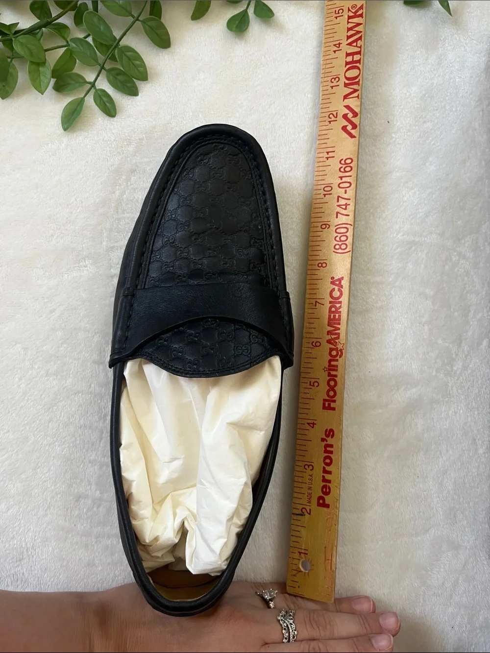 Gucci Black Leather Signature Logo Penny Loafers